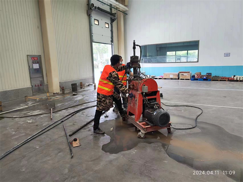 加格达奇厂房地面下沉塌陷注浆加固施工